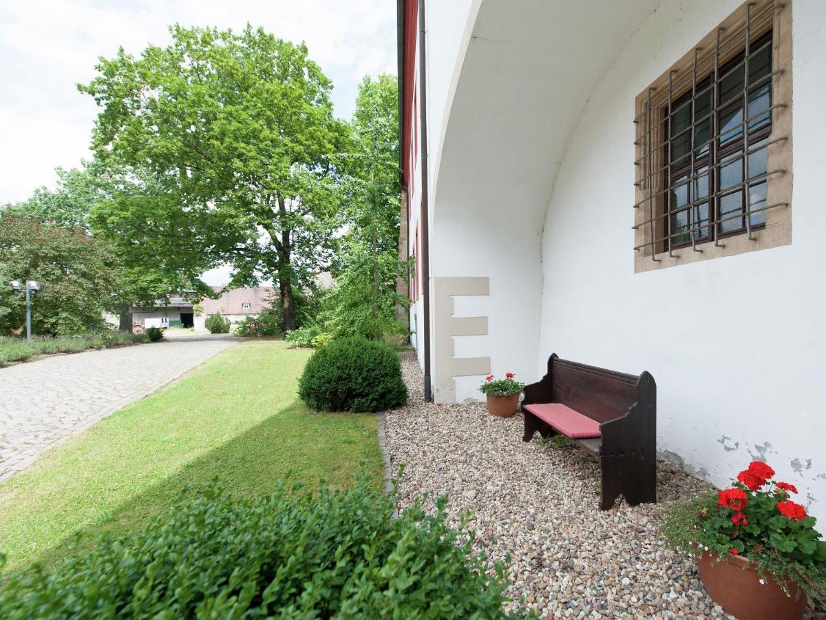 Vintage Apartment In Arzberg Triestewitz Extérieur photo