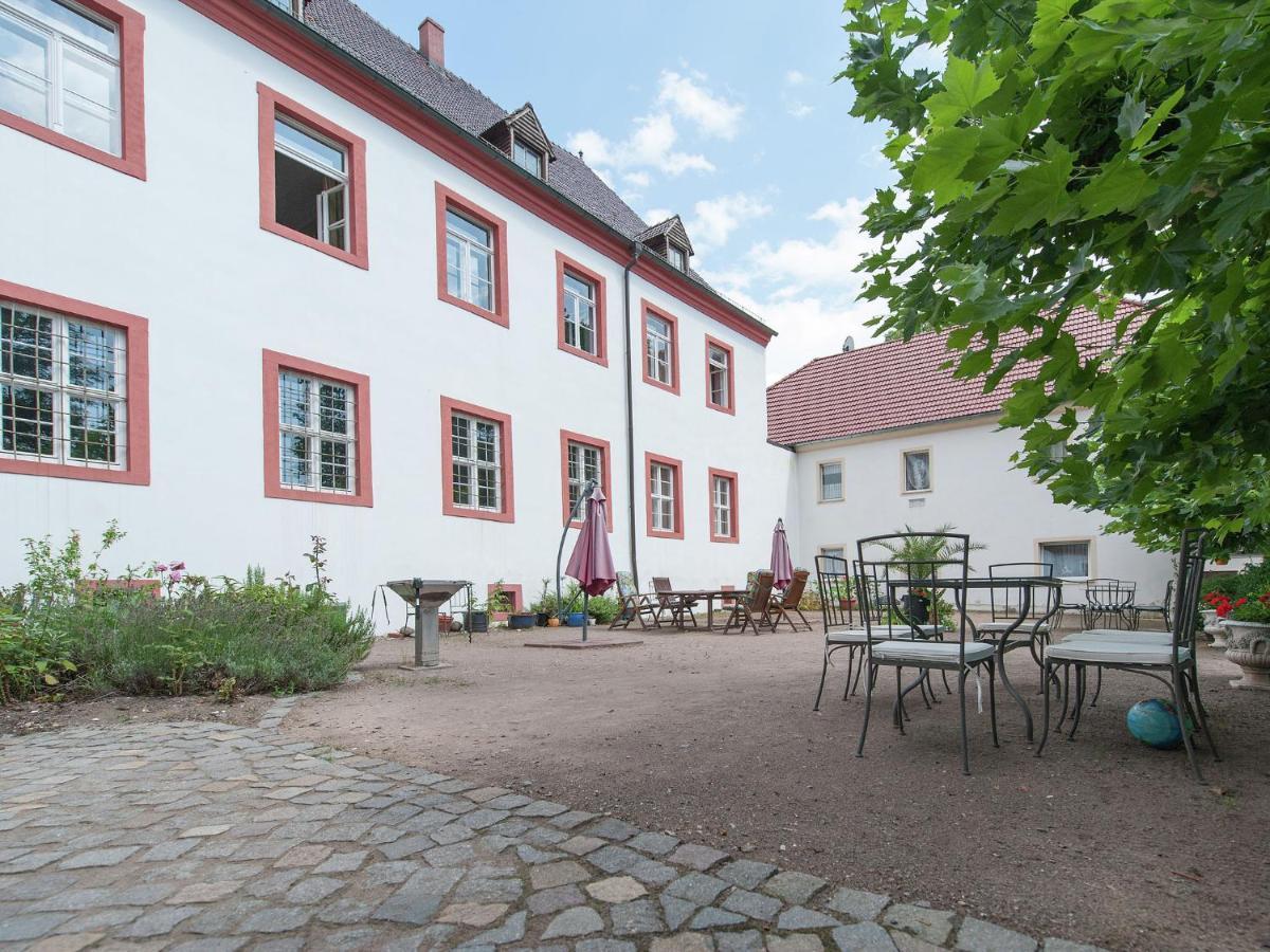 Vintage Apartment In Arzberg Triestewitz Extérieur photo