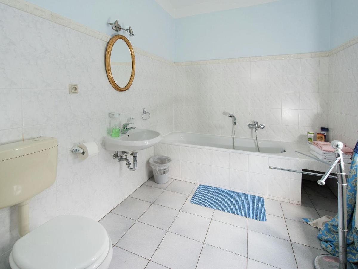 Vintage Apartment In Arzberg Triestewitz Extérieur photo