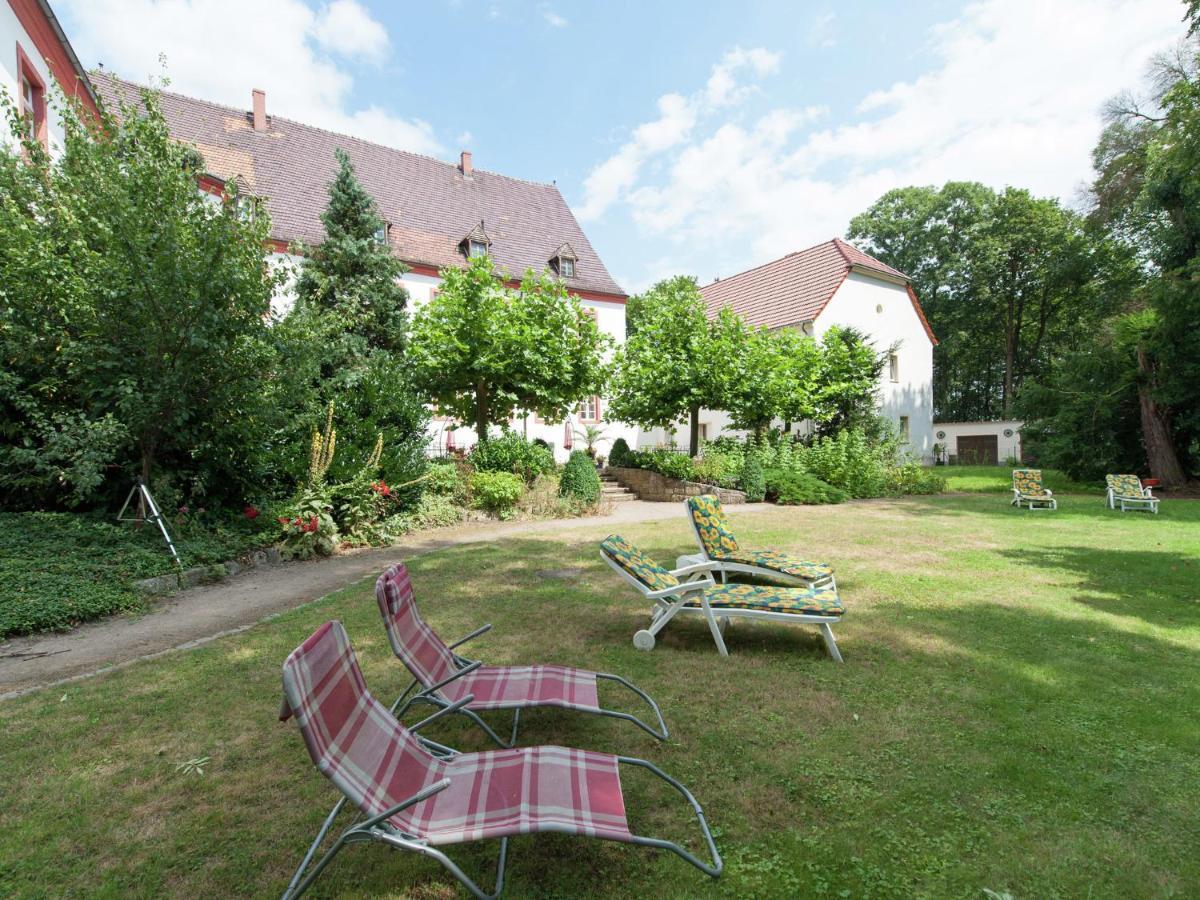 Vintage Apartment In Arzberg Triestewitz Extérieur photo